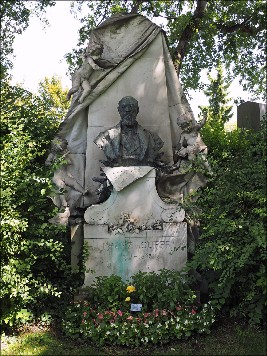 Franz von Suppé (1819-1895). Gravplats, Zentralfriedhof, Wien. Bild: EA Musik HB.