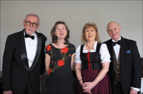 Från vänster: Anders Wadenberg, Anna-Maria Wadenberg, Eva Magnusson och Erik Ström. Bild: Edition Allegro Musik HB.